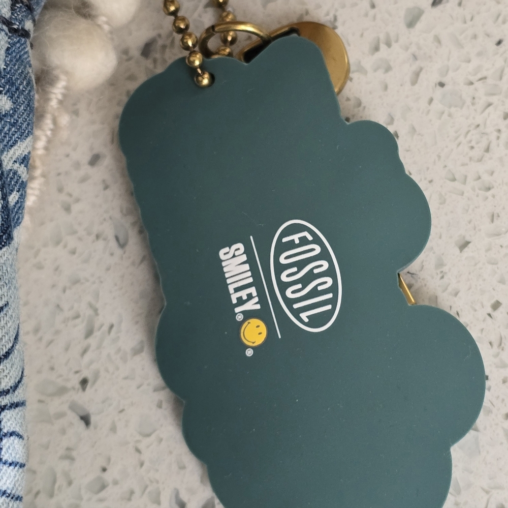 Fossil ร Smiley Denim - Picture 9 of 15